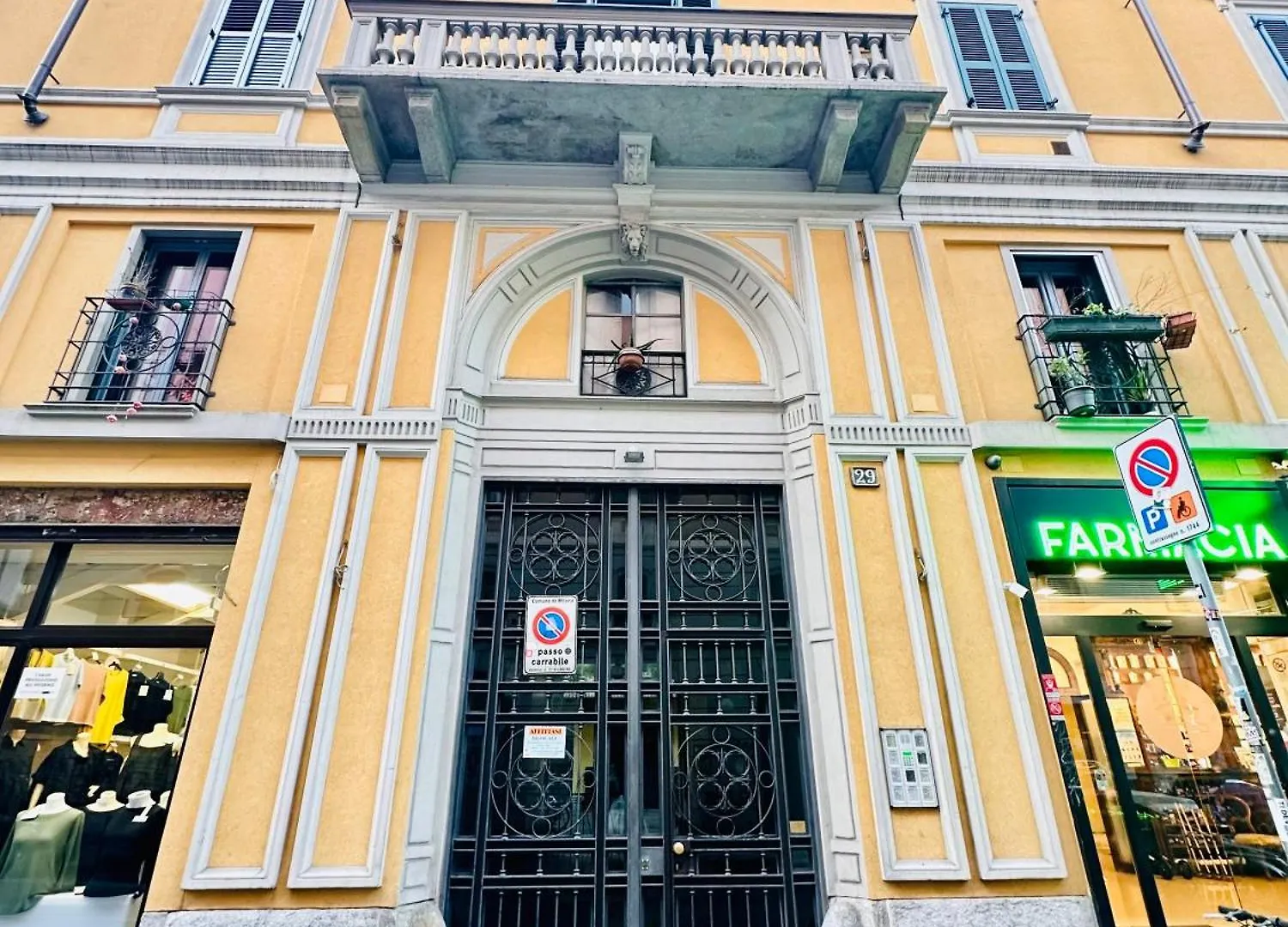 La Vie En Rouge - Porta Venezia Milano 아파트